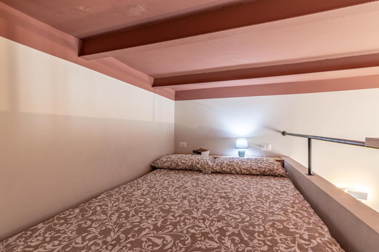 Xenia Apartments - Accogliente Pied-A-Terre Sui Navigli 米兰 外观 照片